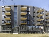 Vue de la façade avec balcons