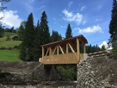 Instead of a concrete bridge, there is a new wooden bridge in the Bernese Forest