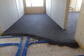 Elastisch gebundene Trockenschüttung