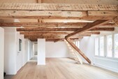 Room (with ascent)