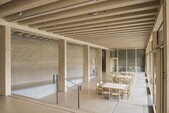 Aufenthalts- und Begegnungsraum aus Holz Foto ©Primula Bosshard